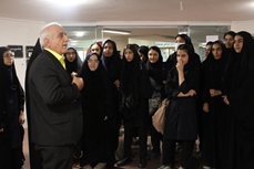 بازدید پرنشاط دانش آموزان کلاس نهم از گنجینه دانش دانشگاه قم